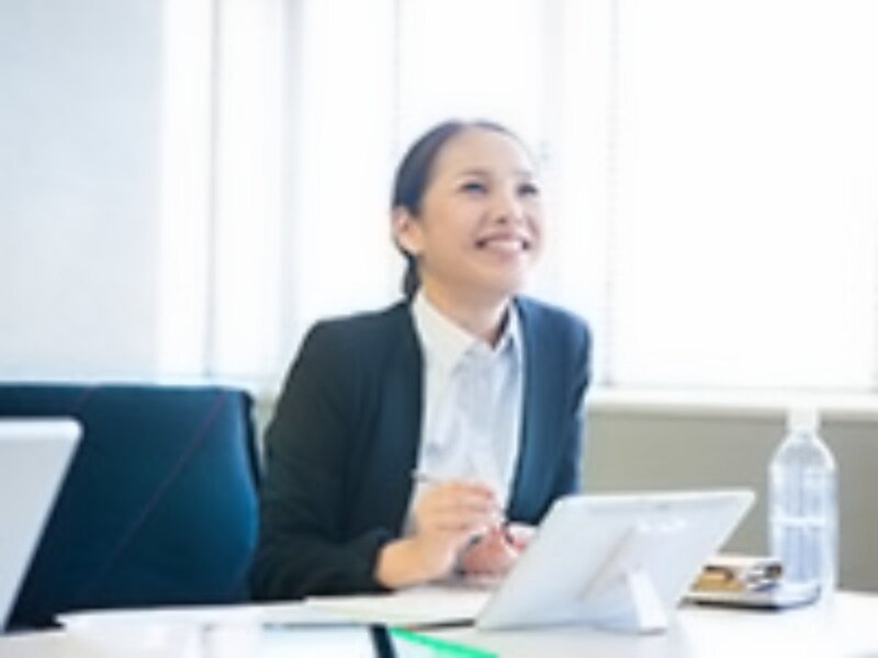 (紹介)【奈良市】正社員募集【営業プランナー】マイカー通勤OK★敷地内無料駐車場あり！昇給・賞与あり！土地祝休み！年間休日120日以上！30歳代までの男女活躍中(１０７９　紹介)